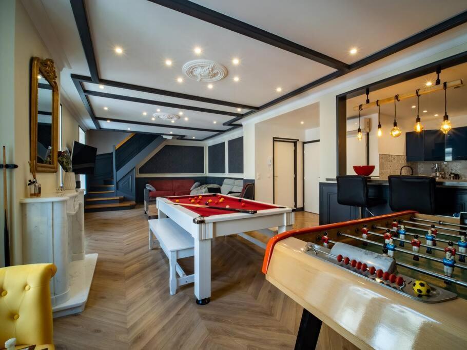 Mega Jeanne D'Arc Billard Baby Foot Logements Insolites Нанси Экстерьер фото